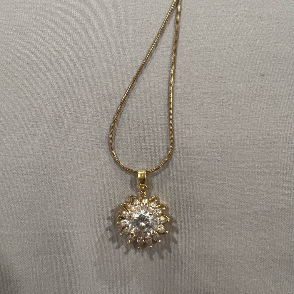 Radiant Gold Sunburst Pendant Necklace
